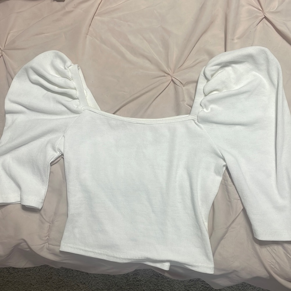 Basic White Top.